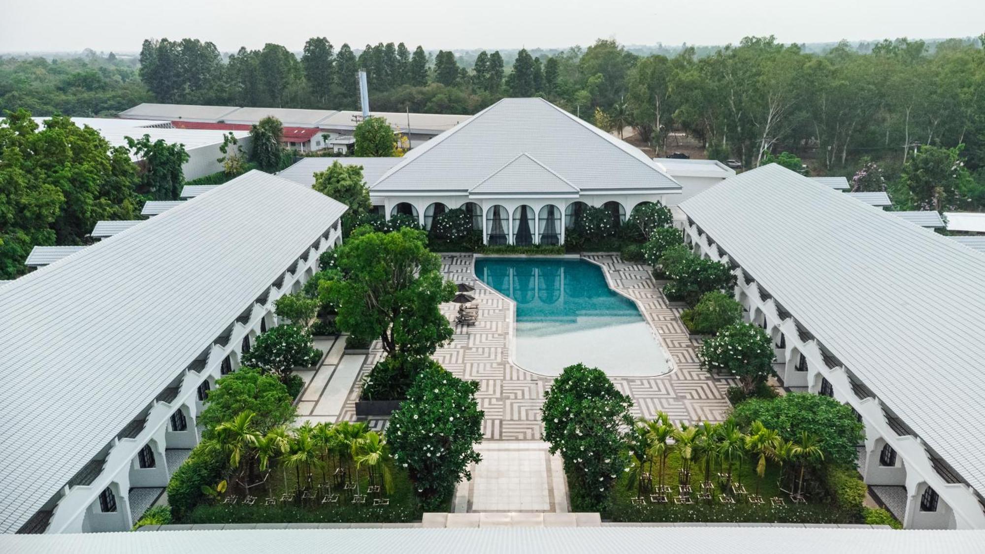 Indochina Hotel Sa Kaeo Extérieur photo